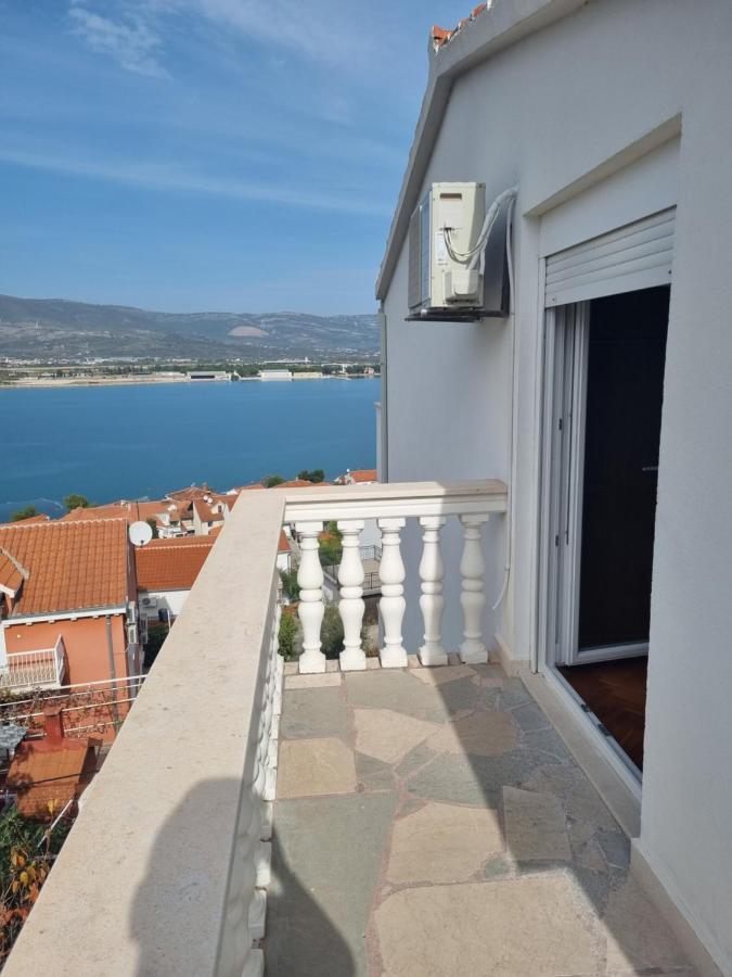 Villa Nena In Central Dalmatia Trogir Exterior photo