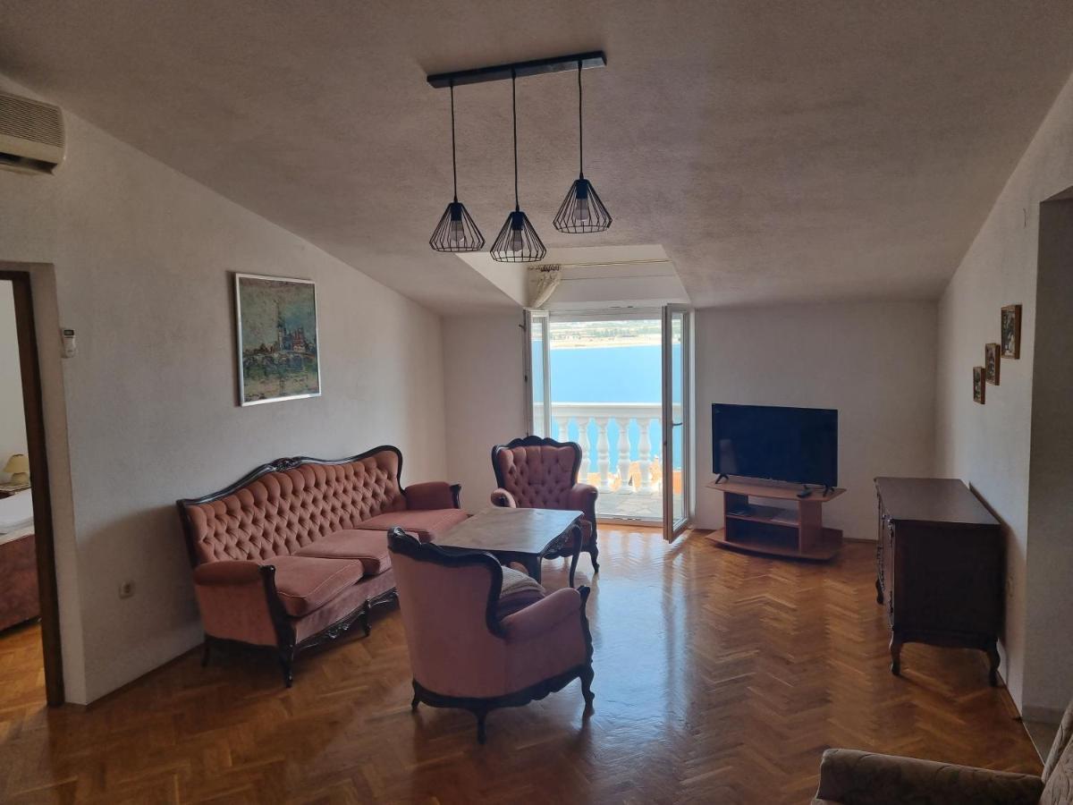 Villa Nena In Central Dalmatia Trogir Exterior photo